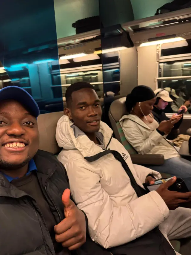 Accompagnement en train vers la destination